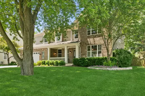 2421 Stonybrook St, Wauconda, IL 60084