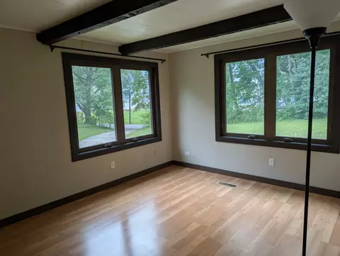 Living - 2920 Regner Rd, Mchenry, IL 60051 photo 1 of 3