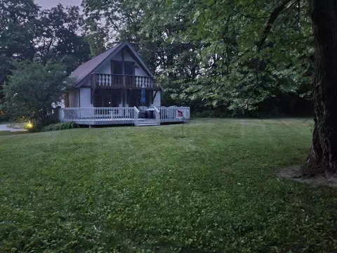 Exterior - 2920 Regner Rd, Mchenry, IL 60051 photo 2 of 7