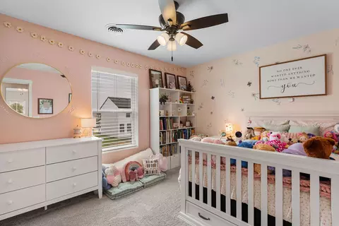 Bedroom - 610 17th Ave, Silvis, IL 61282 photo 3 of 3