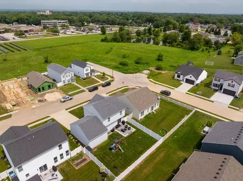 View/Area - 610 17th Ave, Silvis, IL 61282 photo 3 of 8