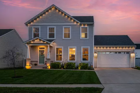 Exterior - 610 17th Ave, Silvis, IL 61282 photo 11 of 12