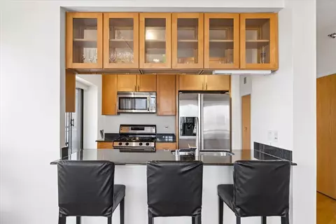 Kitchen - 41 E 8th St #2301, Chicago, IL 60605 photo 2 of 5