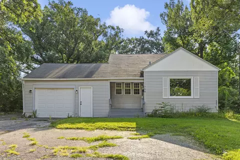 708 N Cedar Rd, New Lenox, IL 60451
