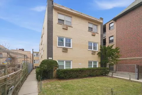 6921 N Ashland Blvd #3A, Chicago, IL 60626
