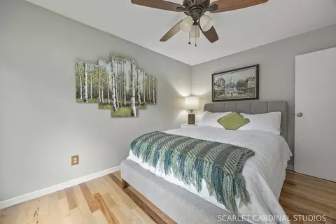 Bedroom - 1808 Downing Ct, Naperville, IL 60563 photo 2 of 3