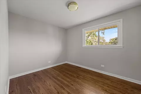 Bedroom - Undisclosed, Des Plaines, IL 60016 photo 3 of 4