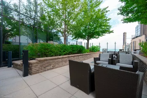 Exterior - 60 E Monroe St #3002, Chicago, IL 60603 photo 1 of 3