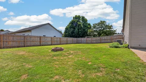 Exterior - 113 S Pintail Ln, Downs, IL 61736 photo 6 of 12