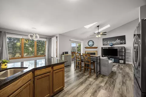 Other - 955 Ascot Dr, Elgin, IL 60123 photo 3 of 7