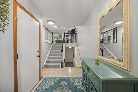 Entry Way - 955 Ascot Dr, Elgin, IL 60123 photo 1 of 5