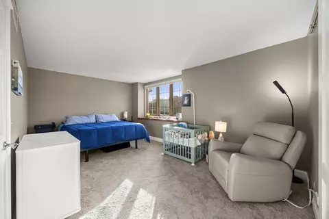 Bedroom - 955 Ascot Dr, Elgin, IL 60123 photo 1 of 2
