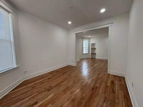 Living - 5652 S Shields Ave, Chicago, IL 60621 photo 3 of 6