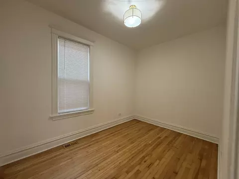 Bedroom - 5652 S Shields Ave, Chicago, IL 60621 photo 2 of 7