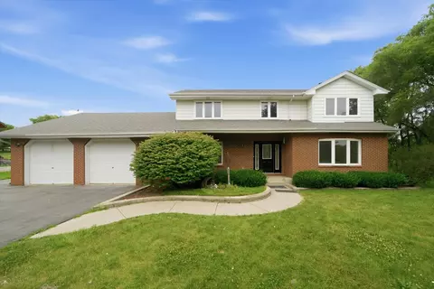 518 Meadow Ct, Winthrop Harbor, IL 60096