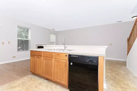 Kitchen - 4036 Boulder Ct, Aurora, IL 60504 photo 2 of 3