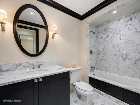 Bath - 159 E Walton Pl #7D, Chicago, IL 60611 photo 10 of 10