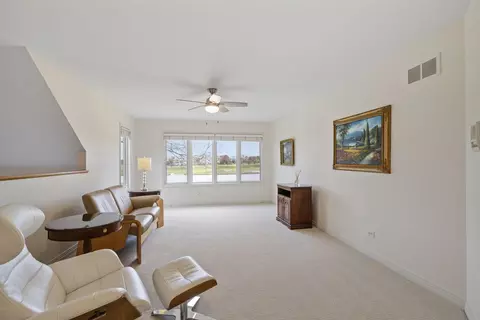 Living - 1319 Cranbrook Cir, Aurora, IL 60502 photo 3 of 5