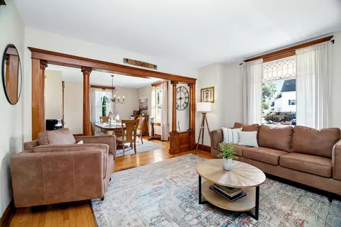 Living - 617 Penfield St, Beecher, IL 60401 photo 4 of 8