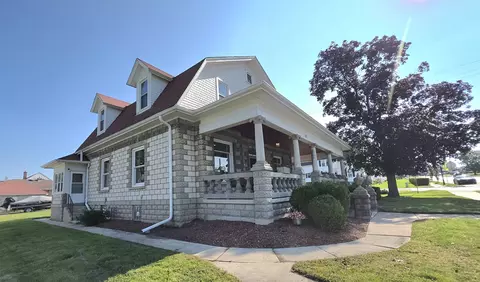 Exterior - 617 Penfield St, Beecher, IL 60401 photo 4 of 11