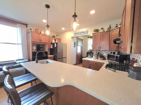 Kitchen - 617 Penfield St, Beecher, IL 60401 photo 2 of 2