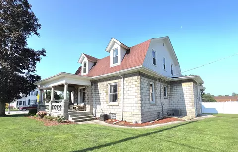 Exterior - 617 Penfield St, Beecher, IL 60401 photo 5 of 11