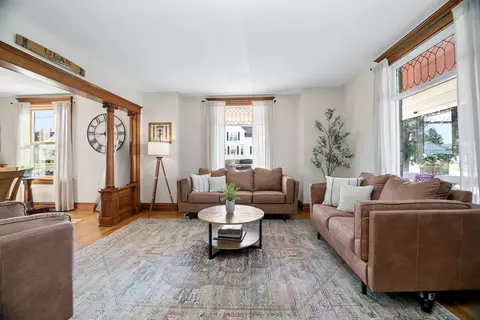 Living - 617 Penfield St, Beecher, IL 60401 photo 3 of 8