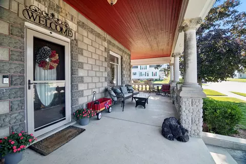 Exterior - 617 Penfield St, Beecher, IL 60401 photo 8 of 10