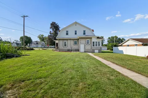 Exterior - 617 Penfield St, Beecher, IL 60401 photo 4 of 10