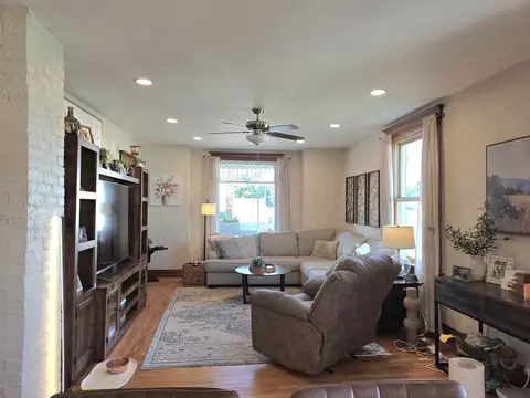 Living - 617 Penfield St, Beecher, IL 60401 photo 1 of 1