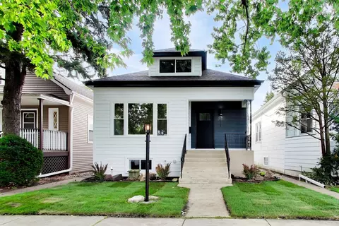 4911 W Argyle St, Chicago, IL 60630