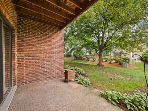 Exterior - 201 Walters Ln #1A, Itasca, IL 60143 photo 3 of 5