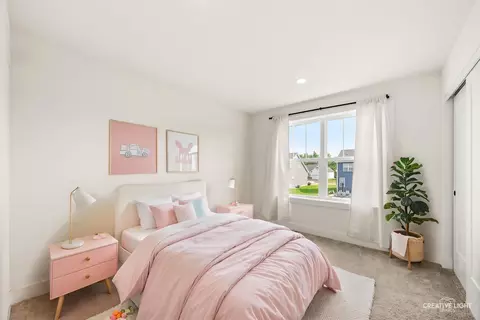 Bedroom - 3553 Doral Dr, Elgin, IL 60124 photo 7 of 8