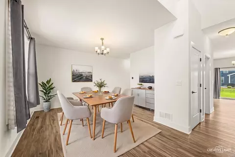 Dining - 3553 Doral Dr, Elgin, IL 60124 photo 1 of 1