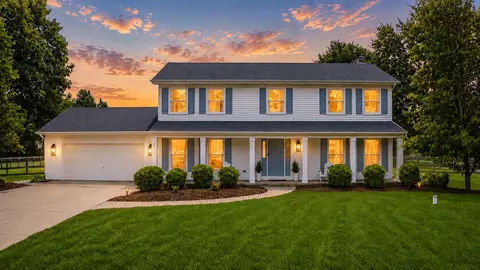 40 W679 White Fence Way, Saint Charles, IL 60175