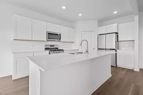Kitchen - 290 Snowdrop Ln, Elgin, IL 60124 photo 1 of 5