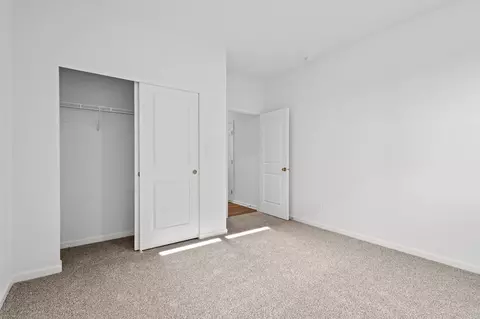 Bedroom - 290 Snowdrop Ln, Elgin, IL 60124 photo 4 of 7
