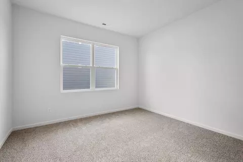 Bedroom - 290 Snowdrop Ln, Elgin, IL 60124 photo 3 of 7