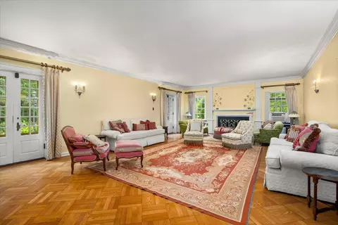 Living - 2221 Twin Oak Rd, Peru, IL 61354 photo 1 of 5