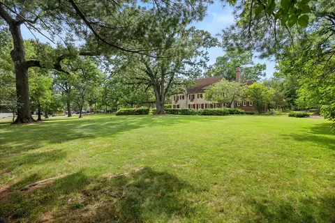Exterior - 2221 Twin Oak Rd, Peru, IL 61354 photo 14 of 14