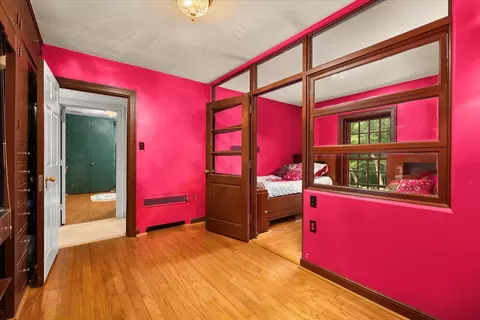 Bedroom - 2221 Twin Oak Rd, Peru, IL 61354 photo 11 of 15