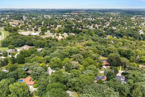View/Area - 2221 Twin Oak Rd, Peru, IL 61354 photo 4 of 5
