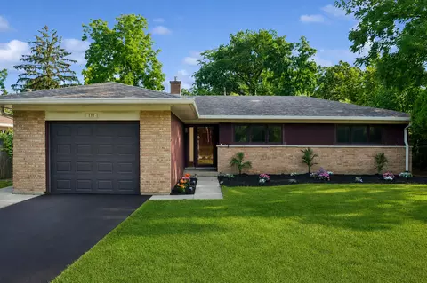 732 Hill St, Highland Park, IL 60035
