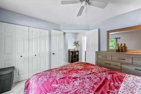 Bedroom - 1911 Pine Dr, Mchenry, IL 60051 photo 4 of 5