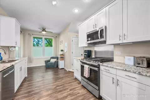 Kitchen - 1911 Pine Dr, Mchenry, IL 60051 photo 2 of 3