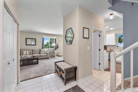 Entry Way - 1911 Pine Dr, Mchenry, IL 60051 photo 1 of 2