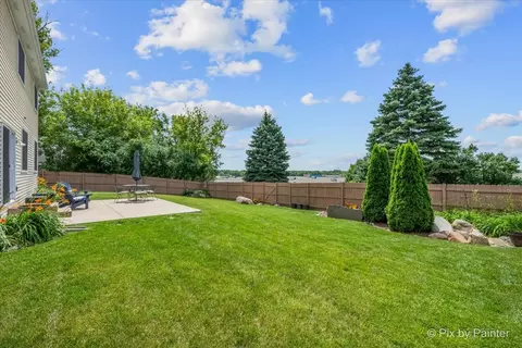 Exterior - 1911 Pine Dr, Mchenry, IL 60051 photo 4 of 6