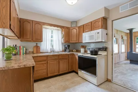 Kitchen - 309 E Sunset Pl, Dekalb, IL 60115 photo 1 of 2
