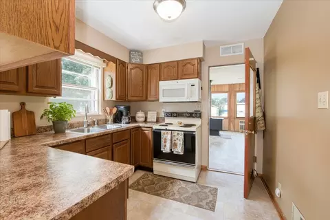 Kitchen - 309 E Sunset Pl, Dekalb, IL 60115 photo 2 of 2