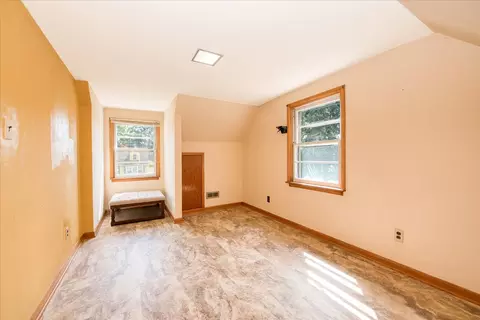 Bedroom - 309 E Sunset Pl, Dekalb, IL 60115 photo 5 of 5
